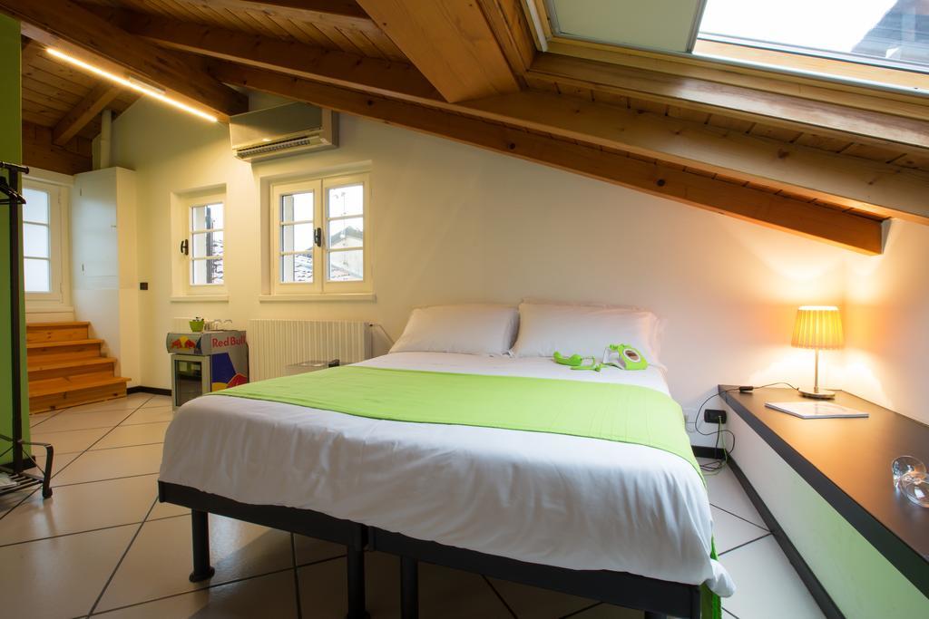 Albergo Giardino تْشيرنوبيو المظهر الخارجي الصورة
