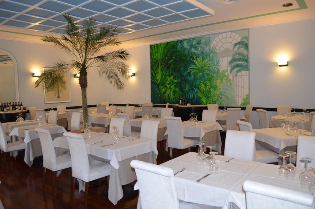 Albergo Giardino تْشيرنوبيو المظهر الخارجي الصورة