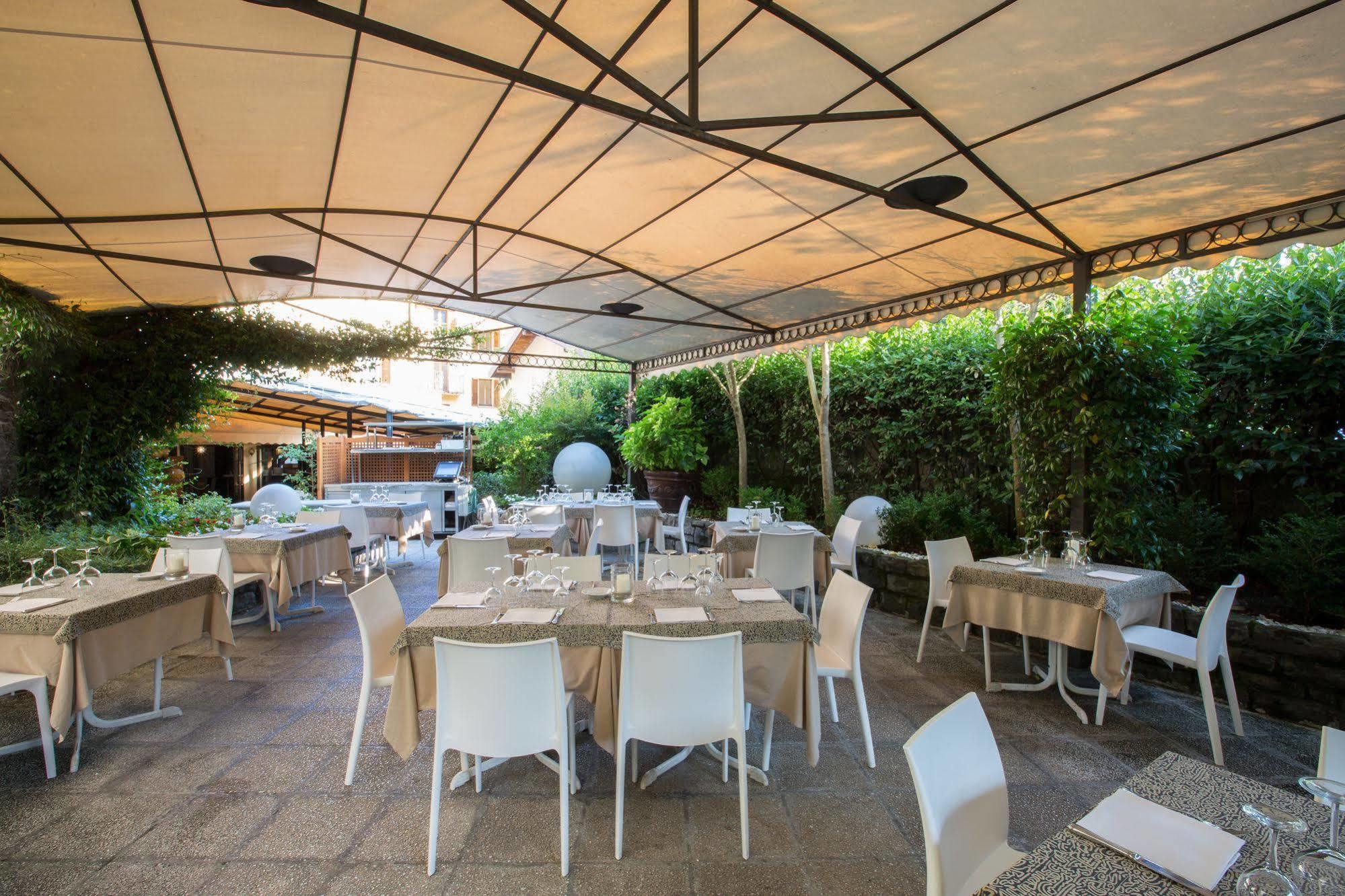 Albergo Giardino تْشيرنوبيو المظهر الخارجي الصورة