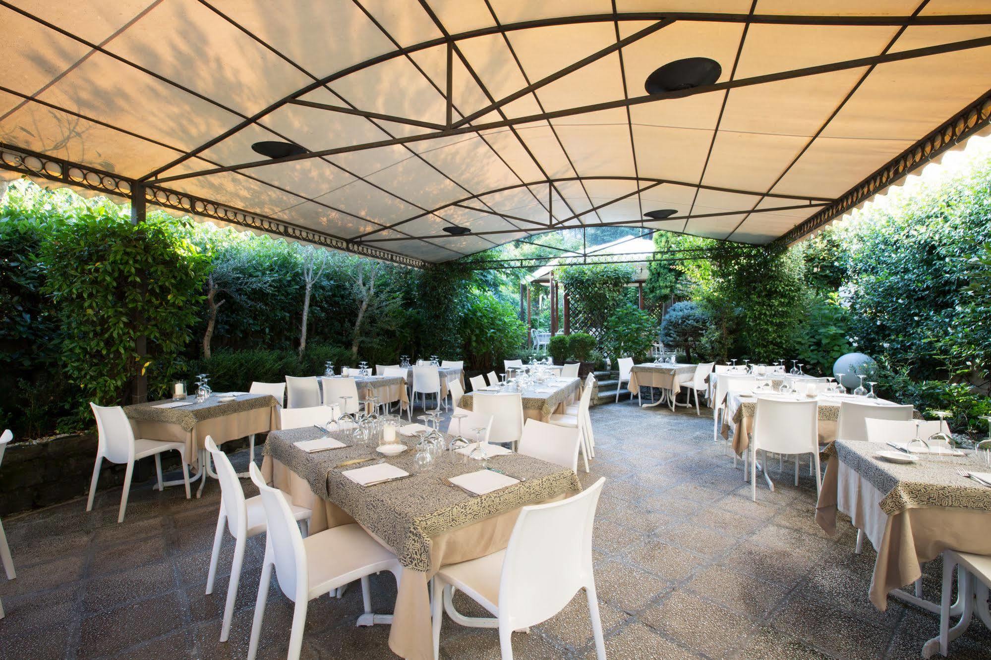Albergo Giardino تْشيرنوبيو المظهر الخارجي الصورة